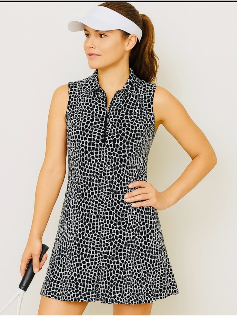 IBKUL Black and White Sleeveless Mini Golf / Tennis / Sport Sun Protection Dress